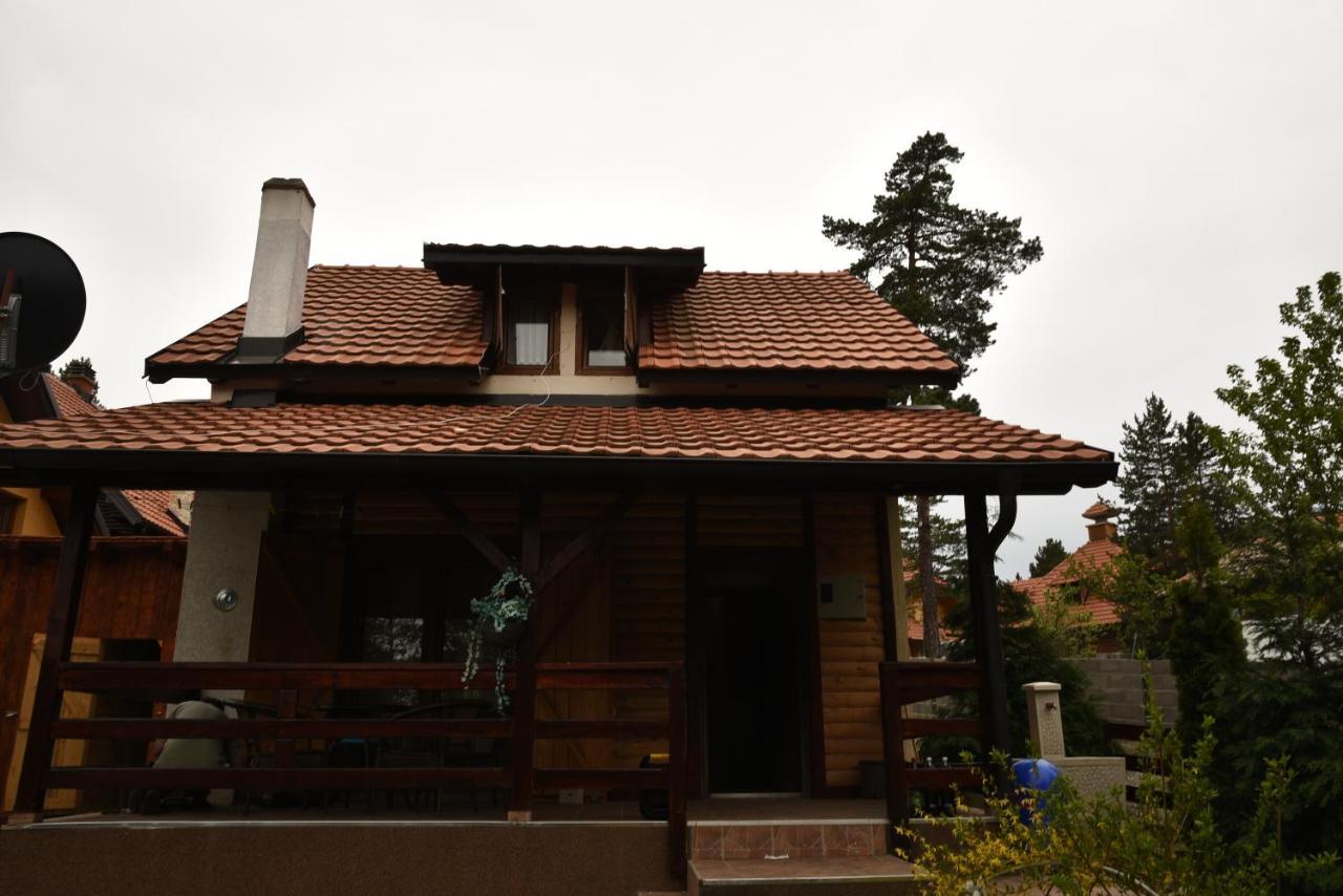 Вилла Vikendica Maksimovic - Tara - Primamo Vaucere Калуджерске Баре Экстерьер фото
