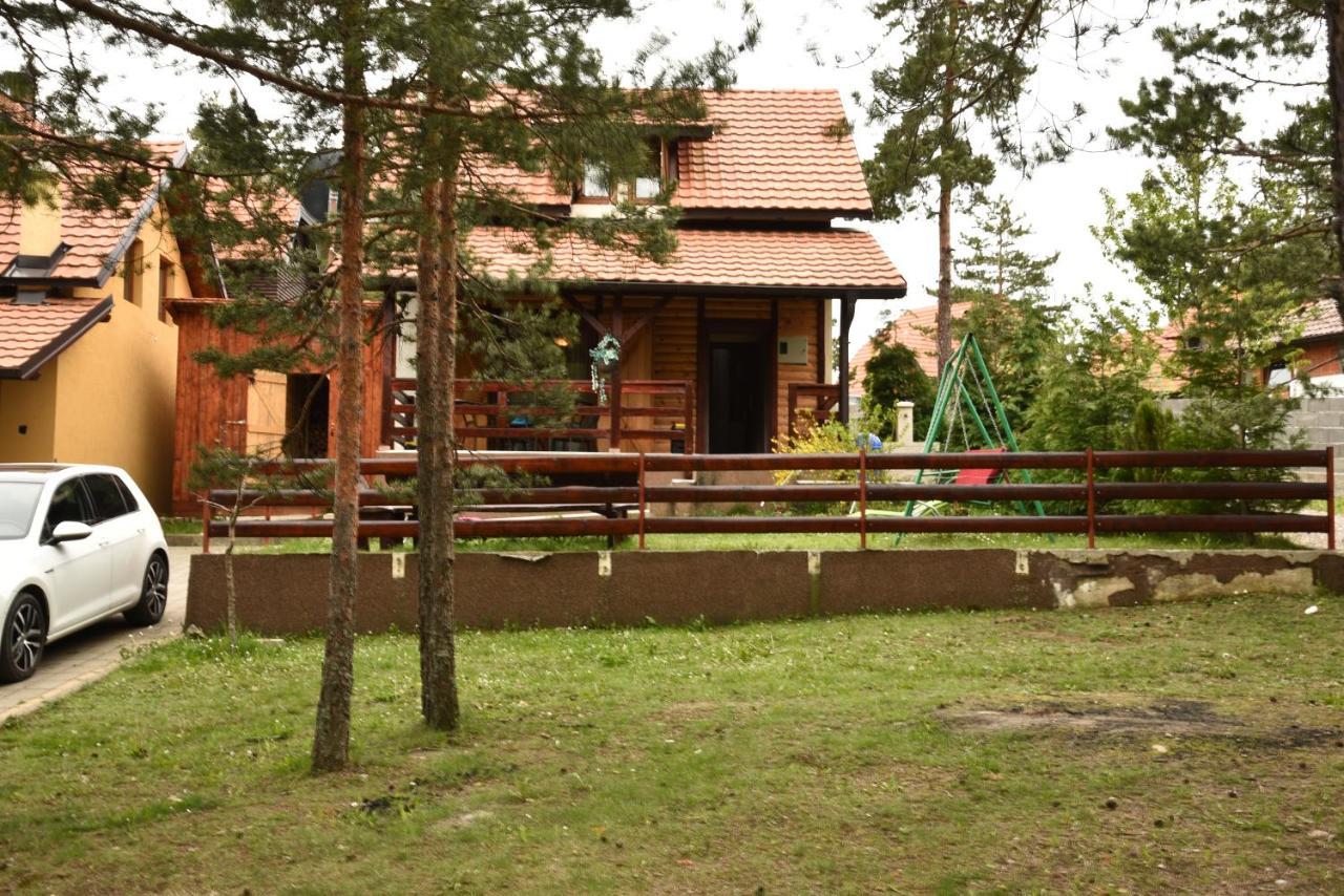 Вилла Vikendica Maksimovic - Tara - Primamo Vaucere Калуджерске Баре Экстерьер фото