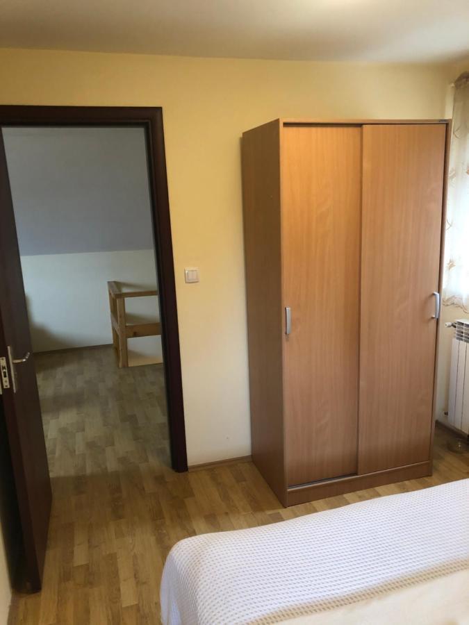 Вилла Vikendica Maksimovic - Tara - Primamo Vaucere Калуджерске Баре Экстерьер фото